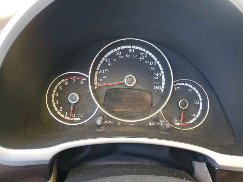 2013 Volkswagen Beetle