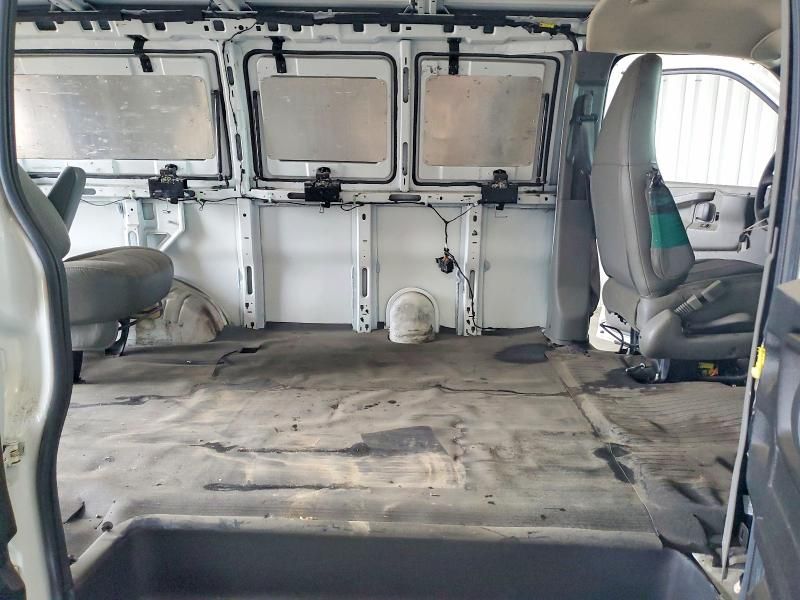 2016 Chevrolet Express 3500 Cargo Delivery van