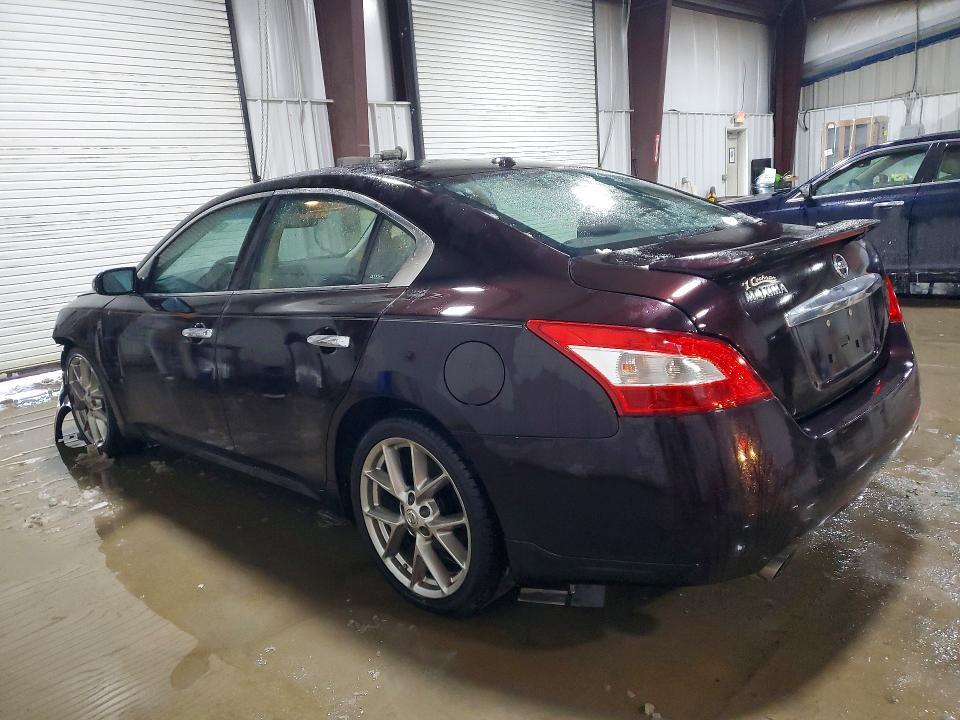 2010 Nissan Maxima s