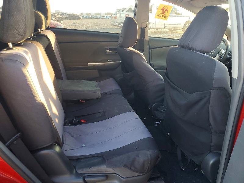 2014 Toyota Prius v Three