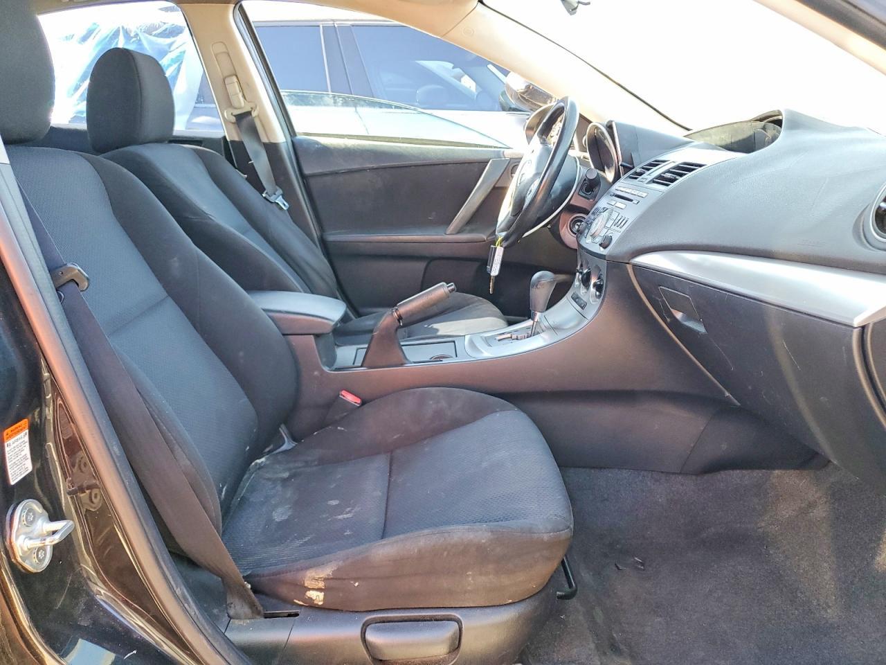 2010 Mazda 3 I