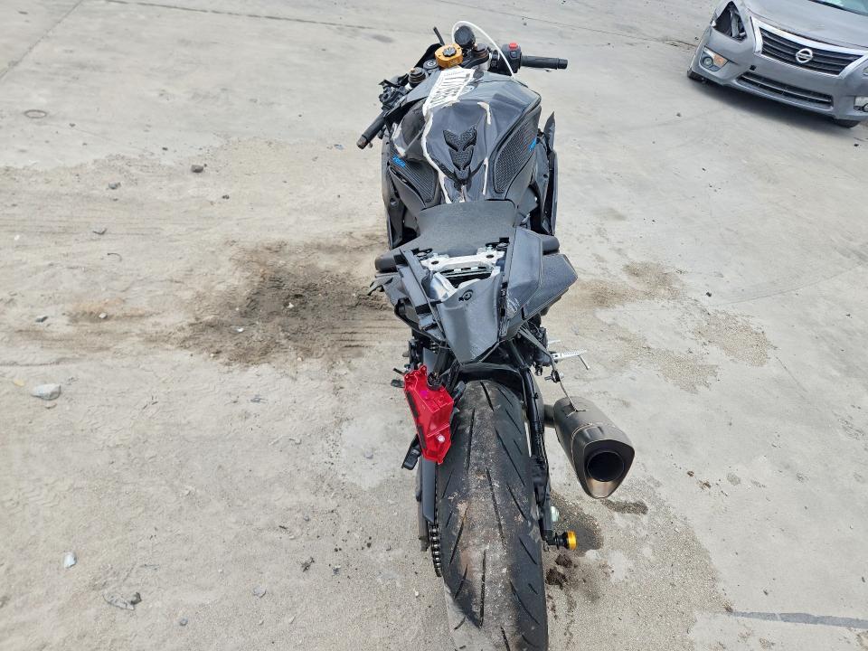 2025 Yama YZF890