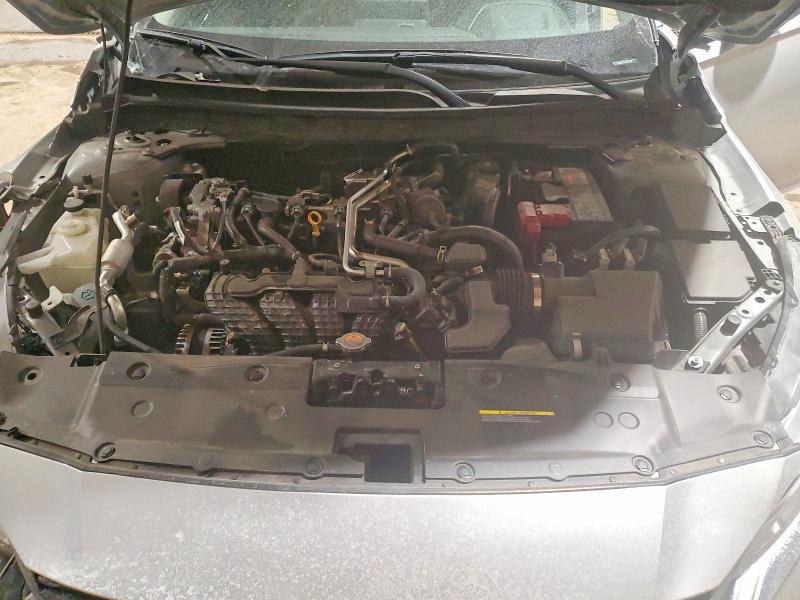 2024 Nissan Altima sv