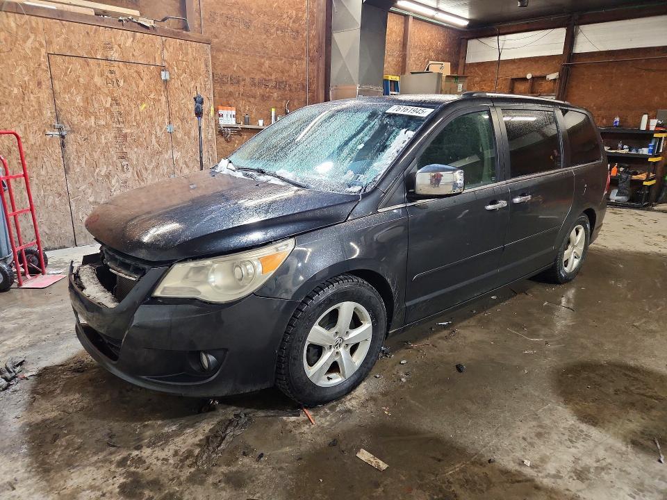 2012 Volkswagen Routan sel Premium