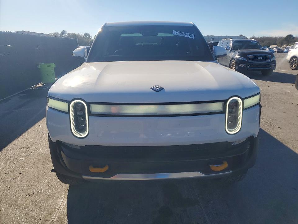 2023 Rivian R1T Adventure