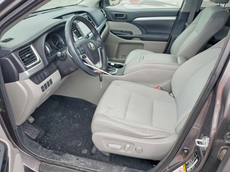 2016 Toyota Highlander le