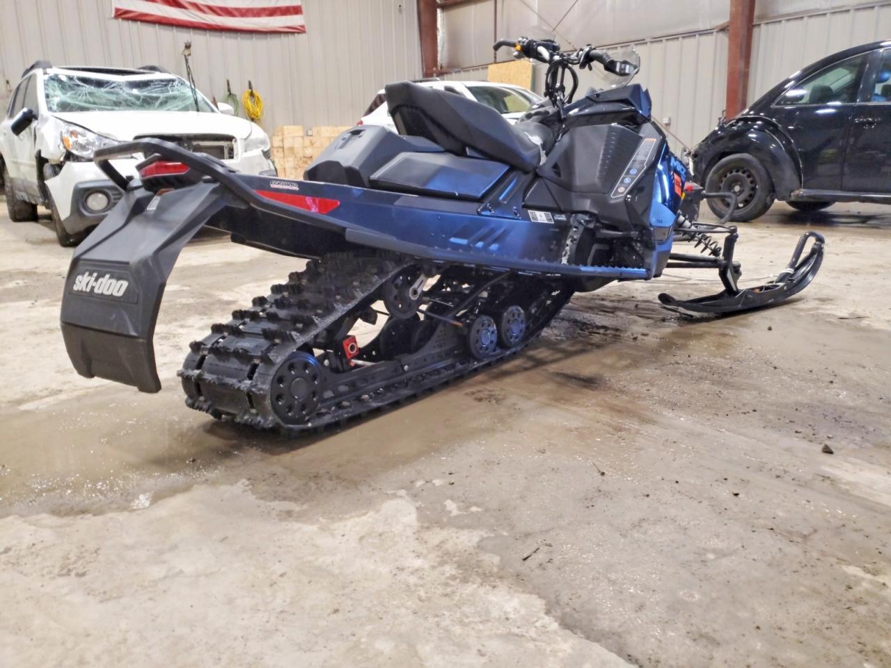 2021 Skidoo Snowmobile