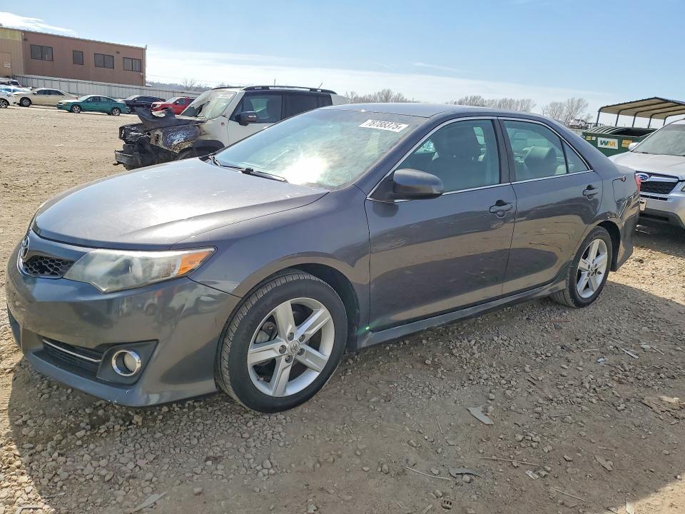 2013 Toyota Camry l