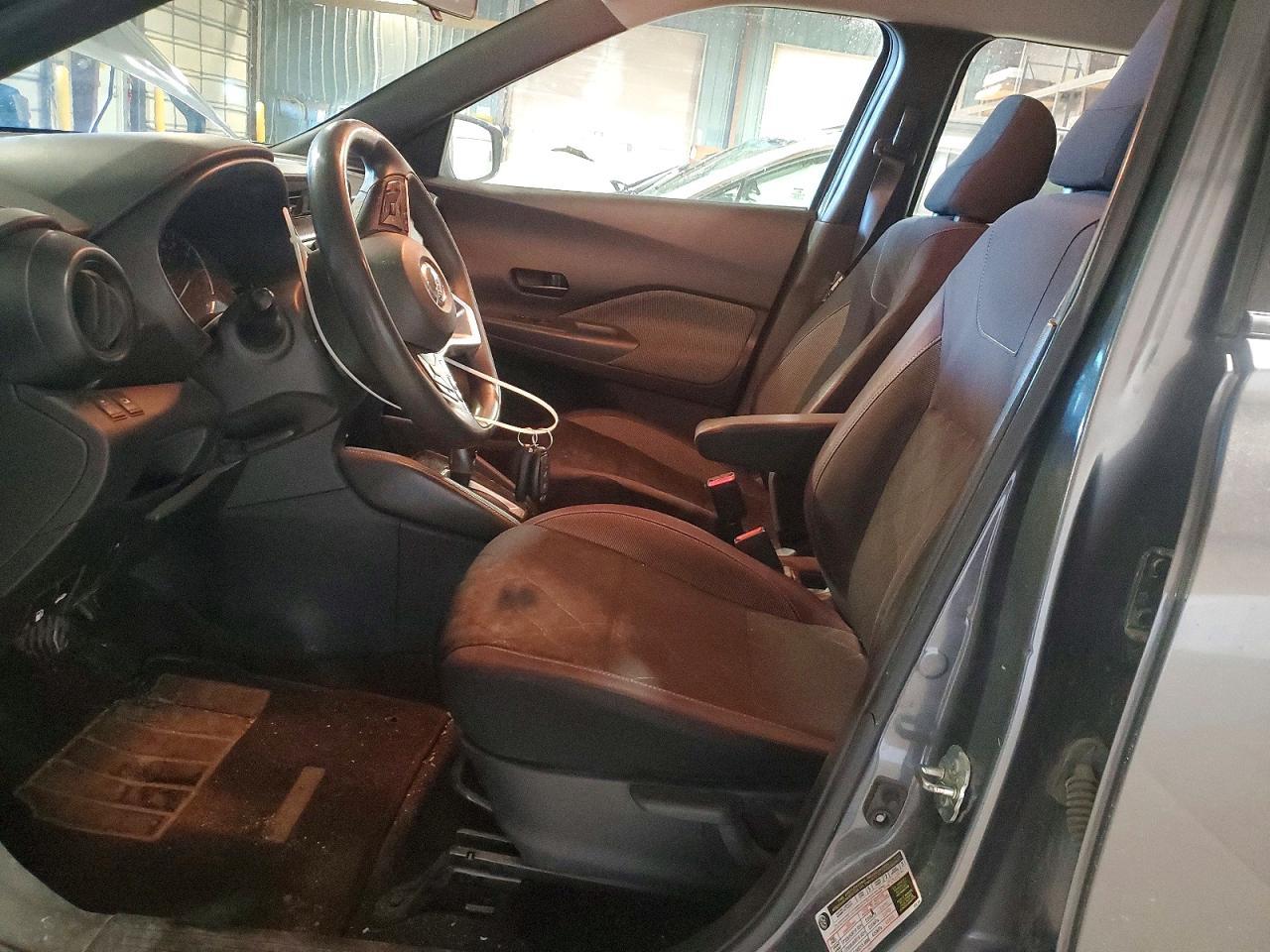 2019 Nissan Kicks s