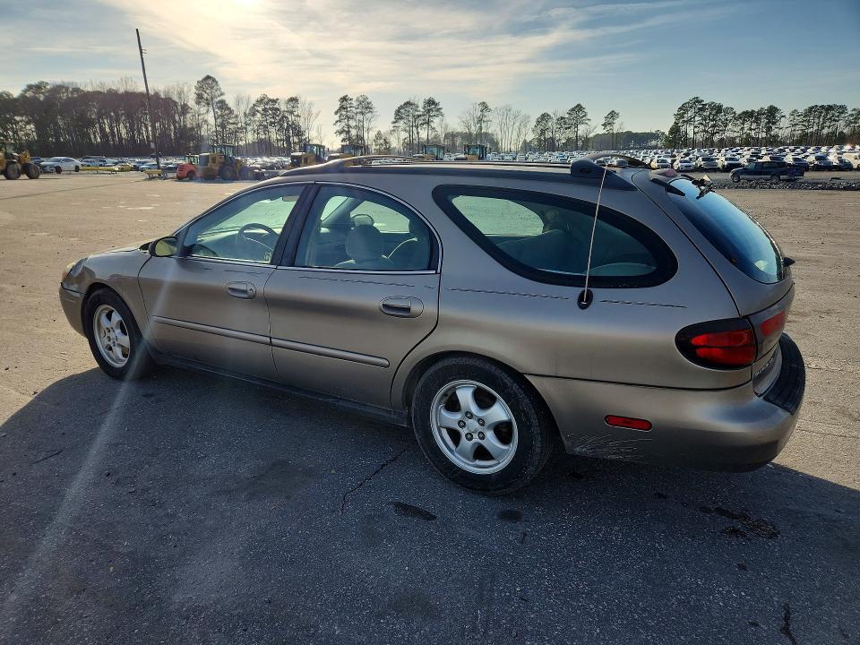 2005 Ford Taurus se