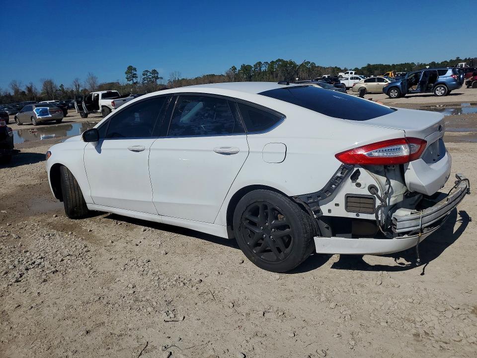 2016 Ford Fusion se