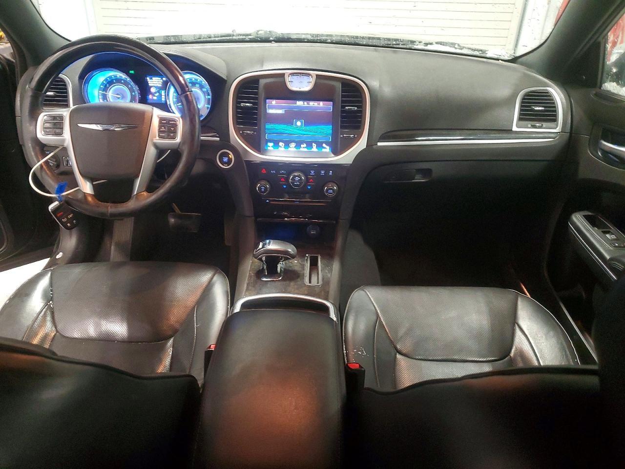 2012 Chrysler 300 Limited
