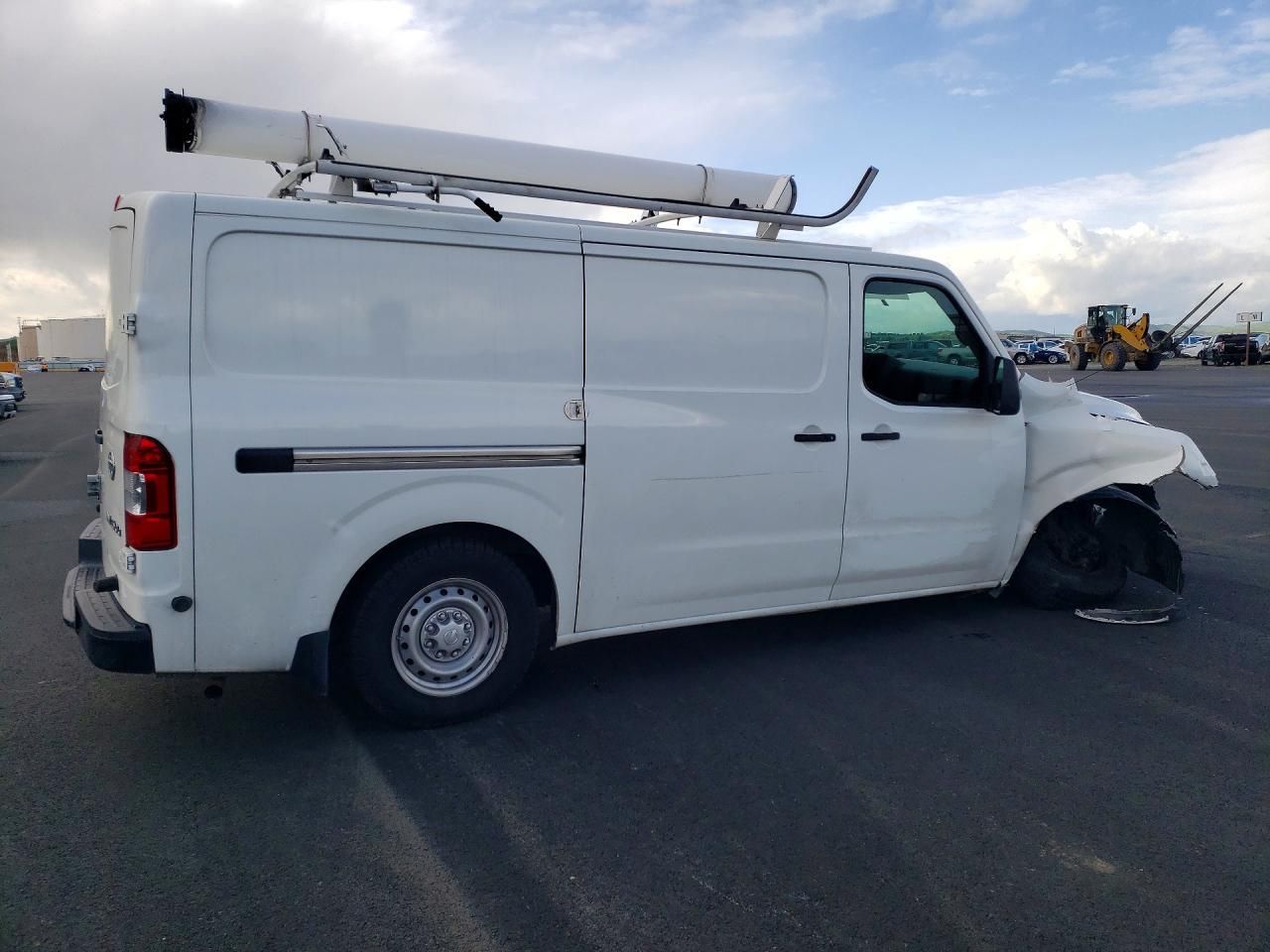 2018 Niss NV Cargo 2500 HD S S