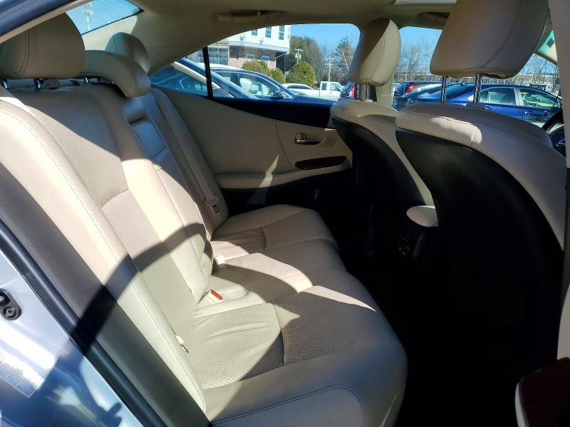 2010 Lexus HS
