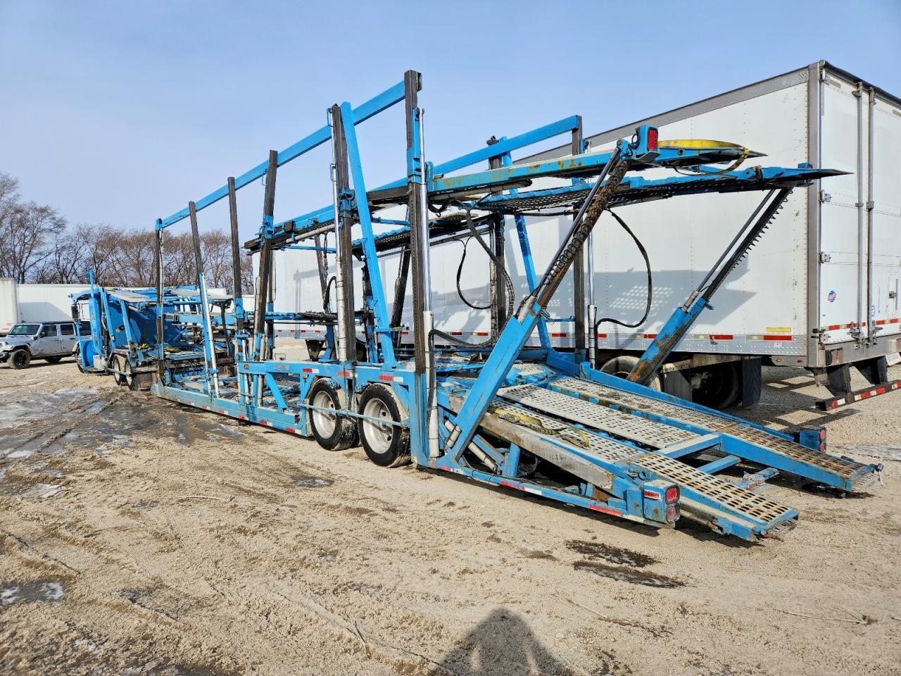 2005 Peterbilt 379 Car Hauler Truck