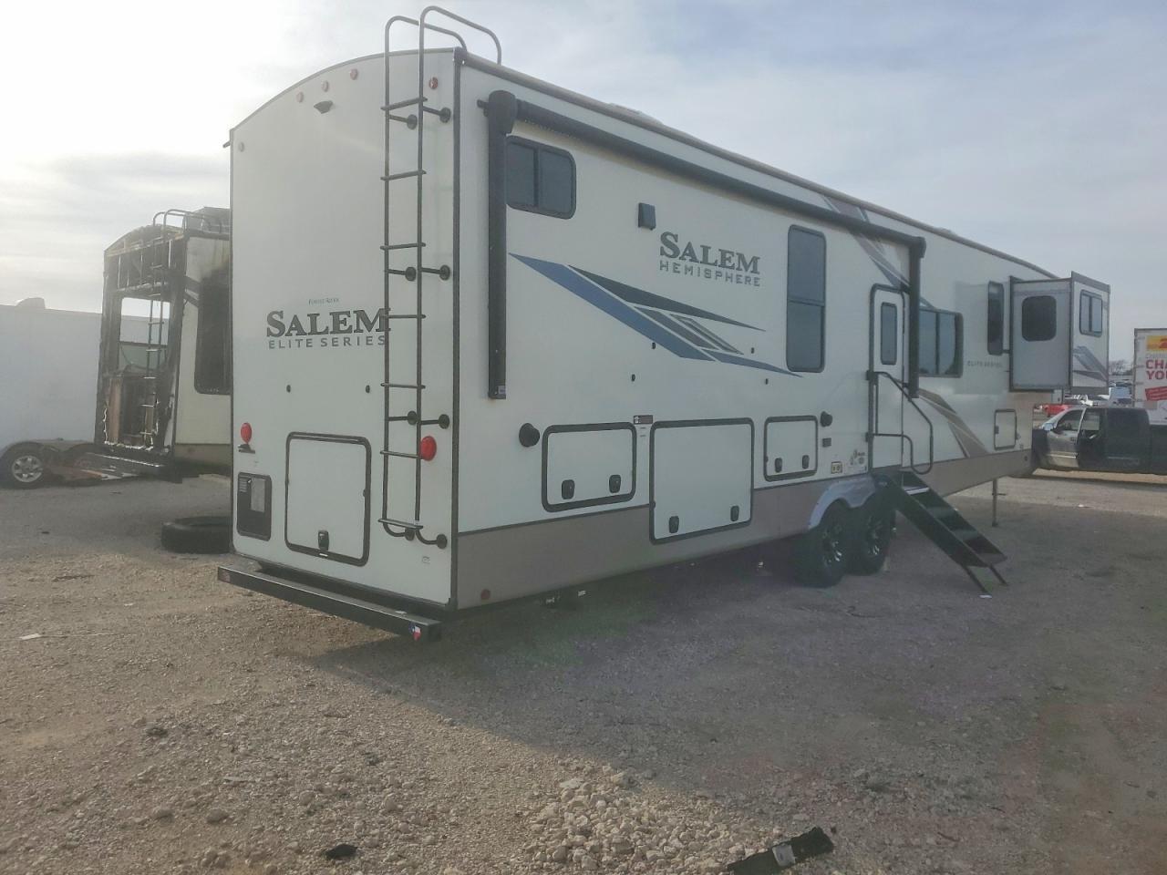 2023 Wildwood 2023 Forest River Salem Camper