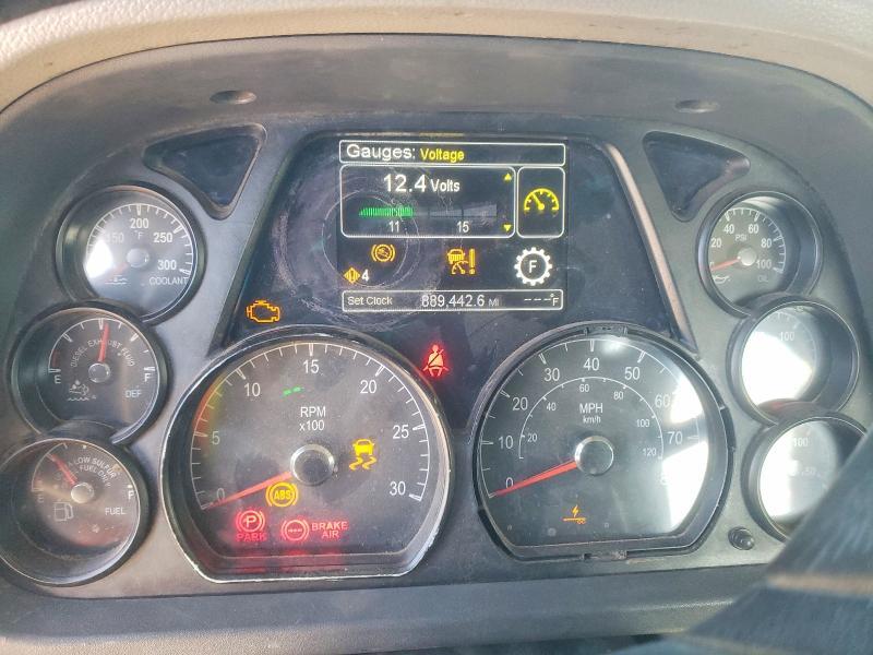 2018 Peterbilt 579 Semi Truck