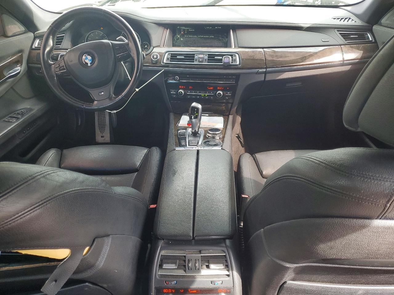 2014 BMW 740 i
