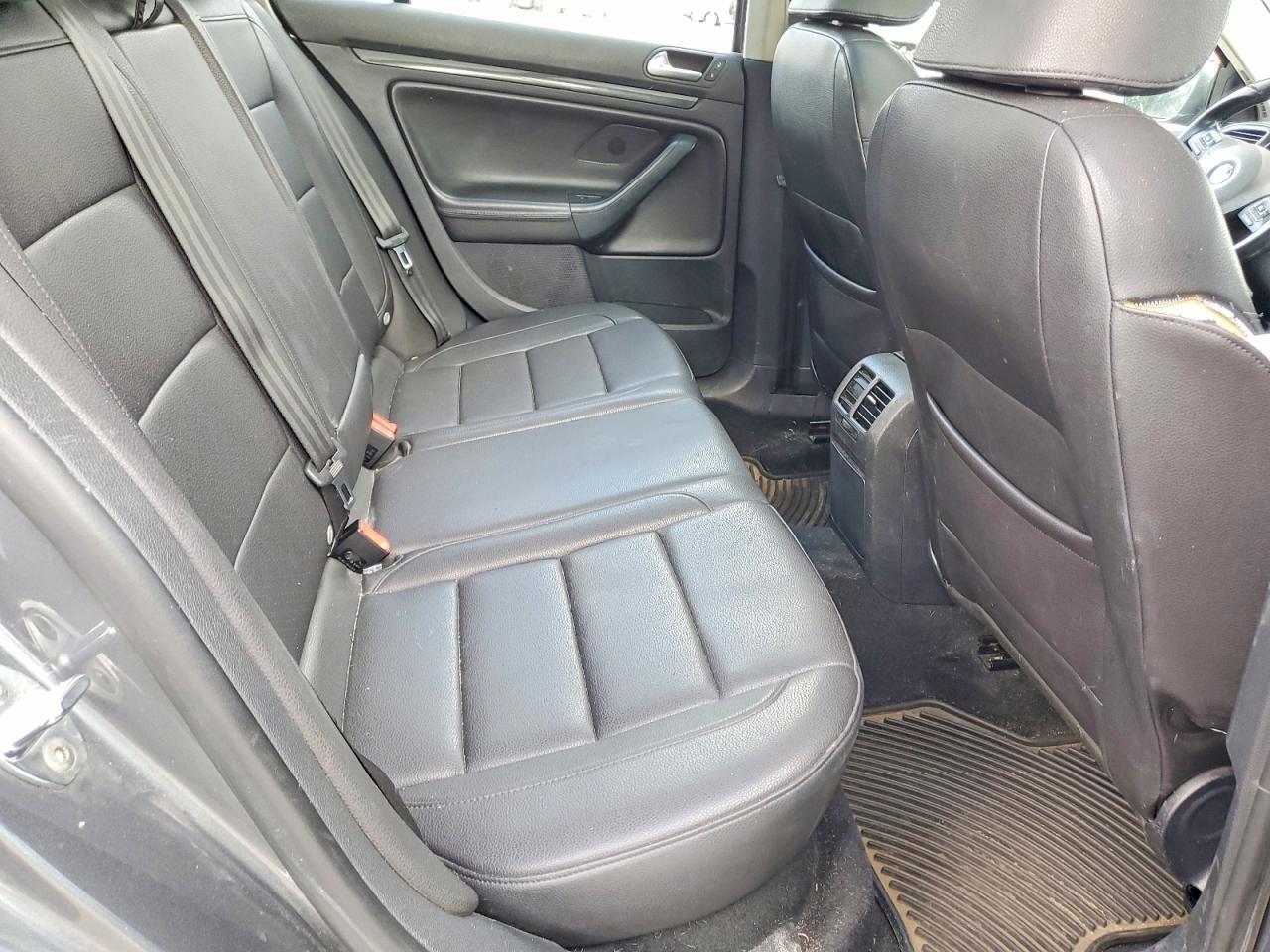 2012 Volkswagen Jetta tdi
