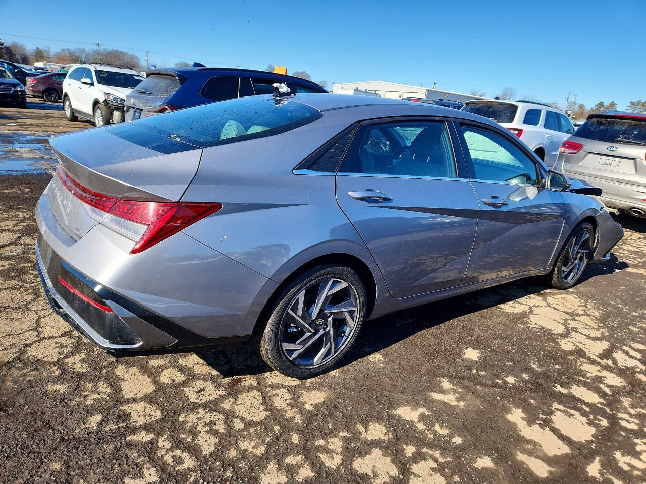2025 Hyundai Elantra Limited