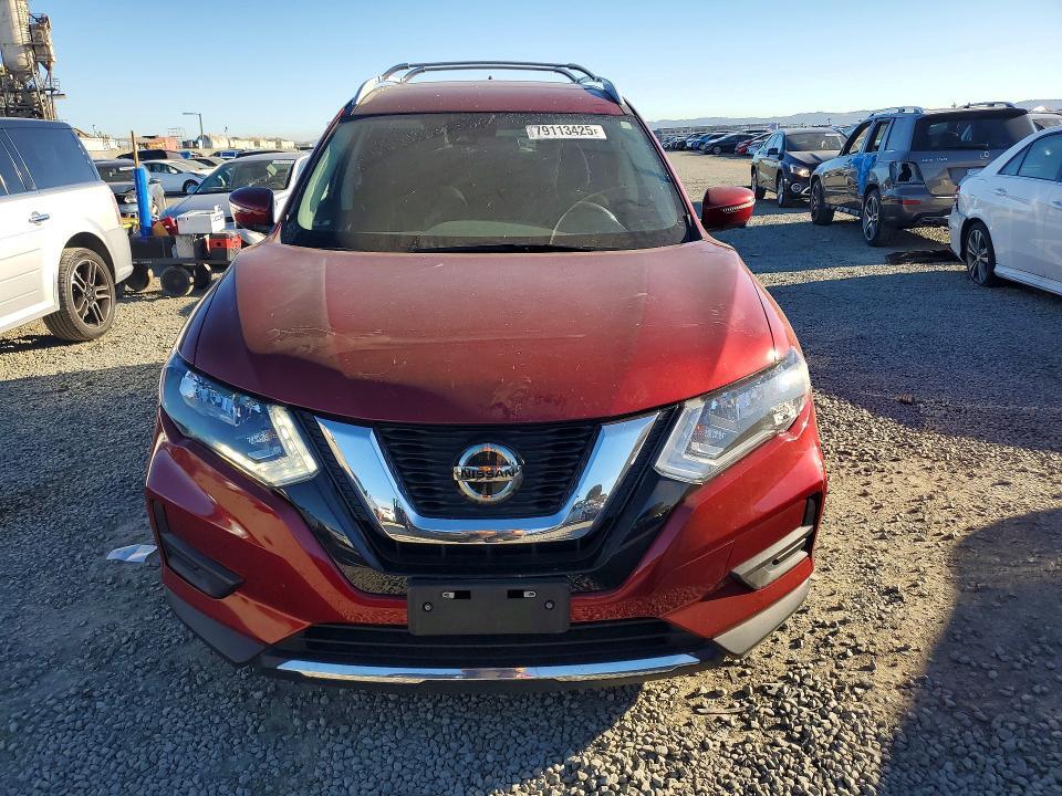 2020 Nissan Rogue sv