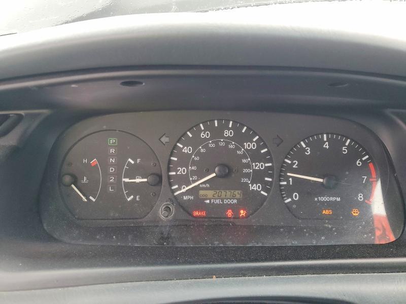 2000 Toyota Camry