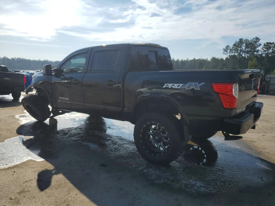 2019 Nissan Titan sv
