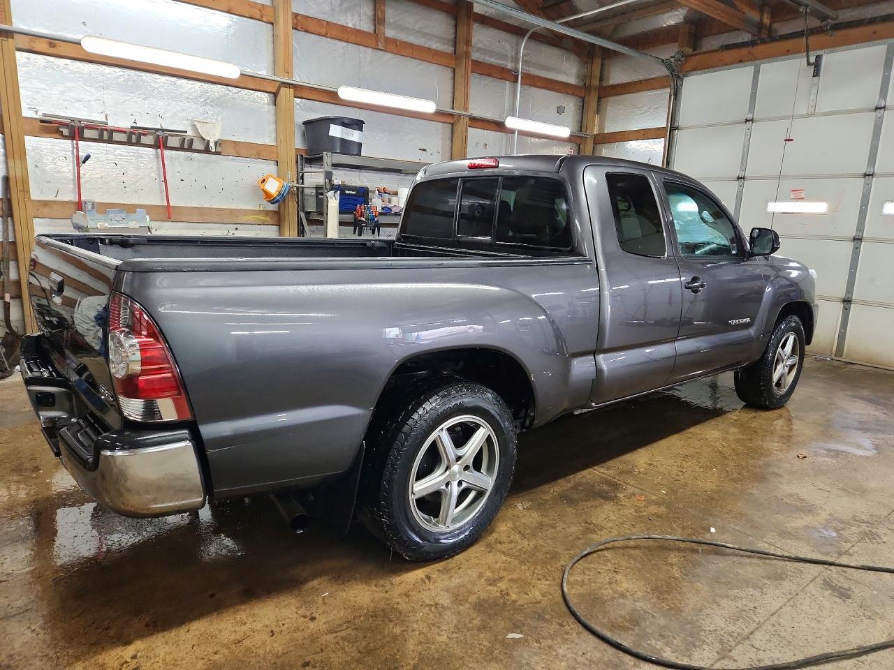 2013 Toyota Tacoma Base