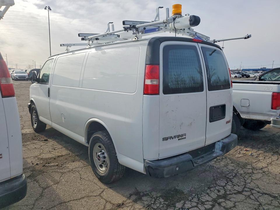 2016 GMC Savana 2500 Cargo Utility / Service van