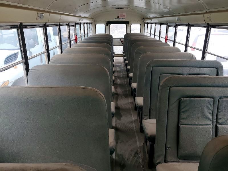 2014 Ic Corporation 3000 CE