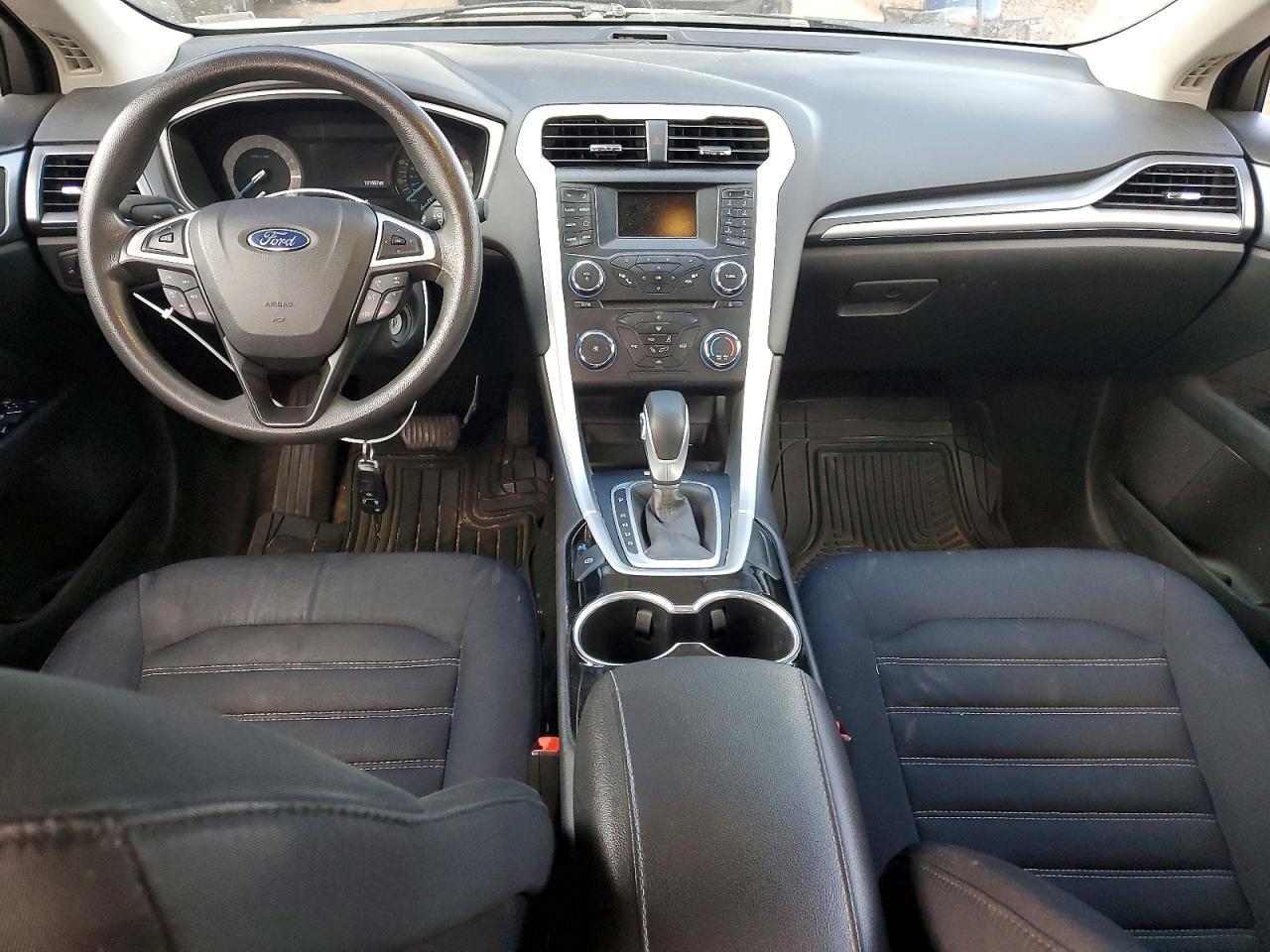 2015 Ford Fusion se