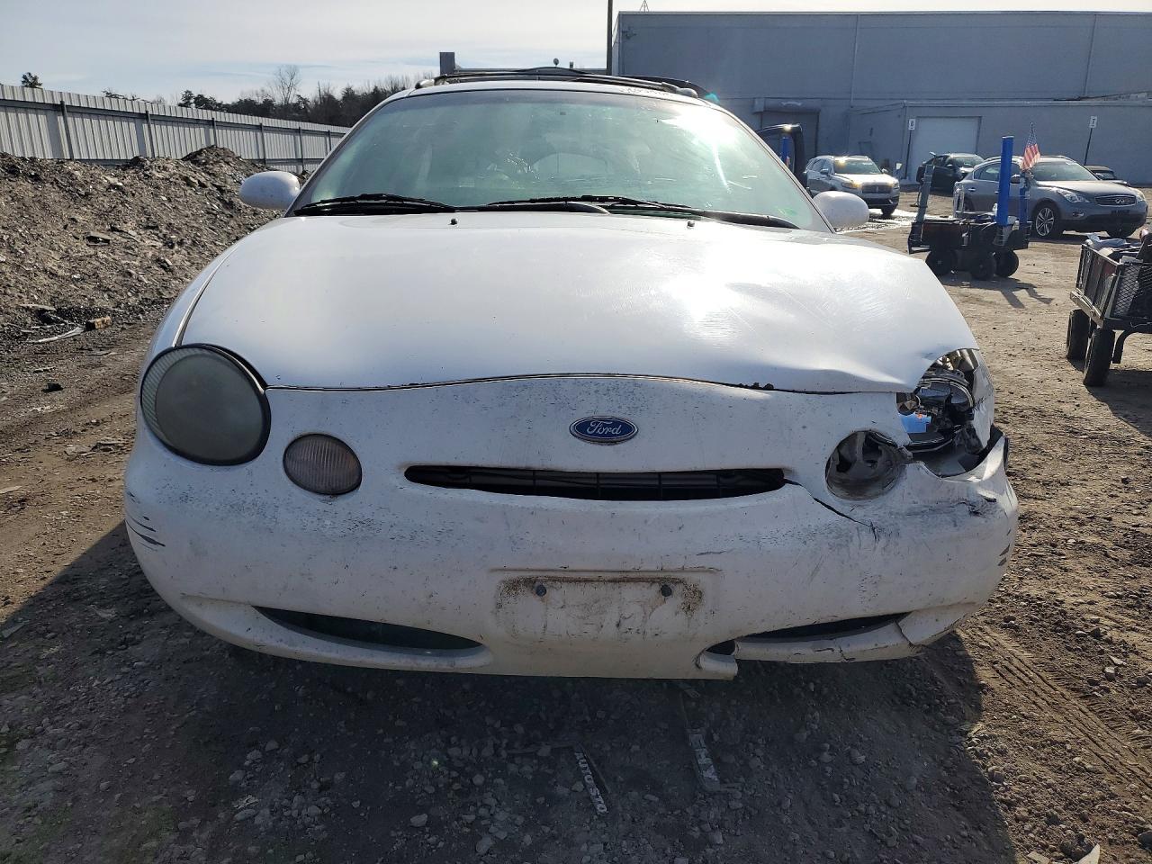 1997 Ford Taurus gl