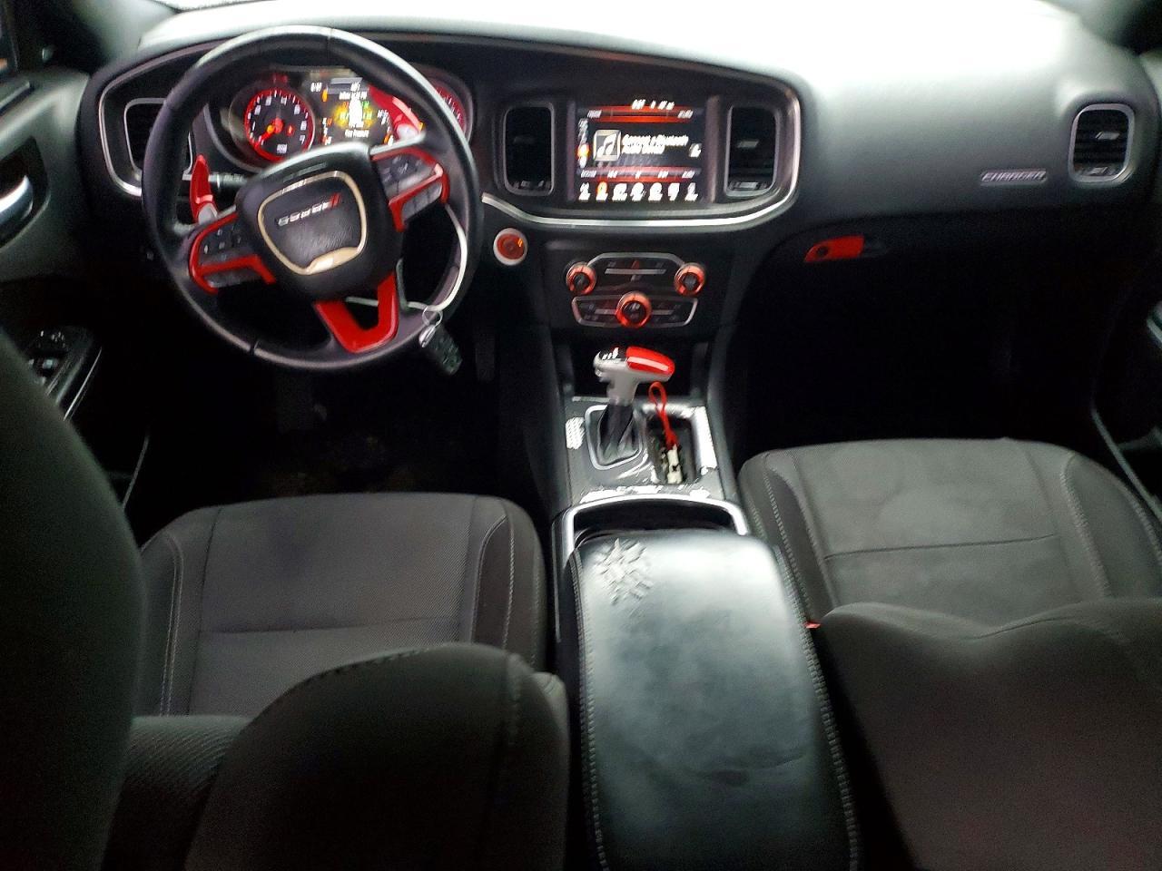2016 Dodge Charger r