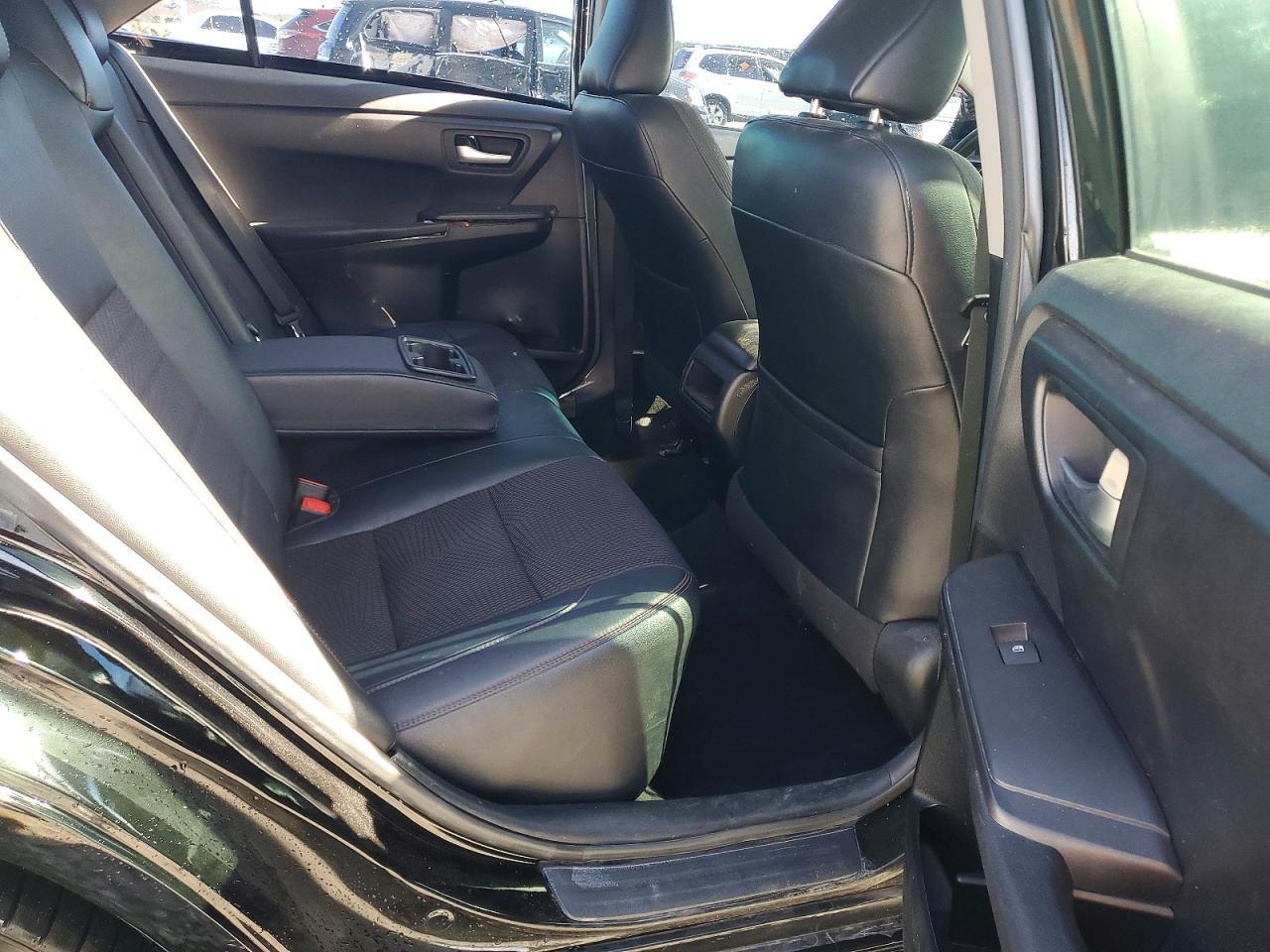 2017 Toyota Camry le