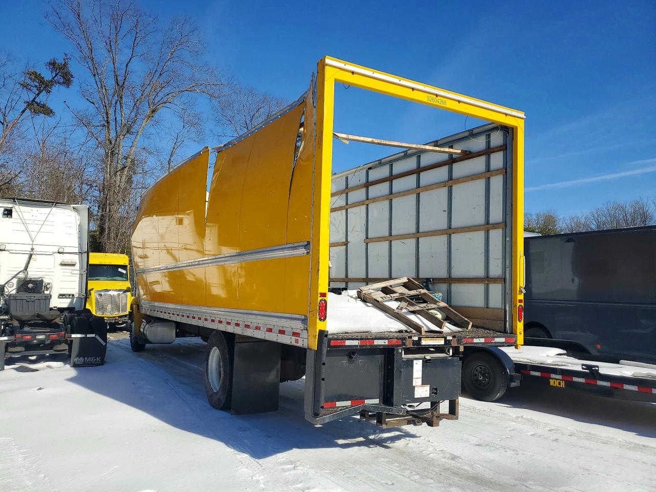 2023 International MV607 BOX Truck