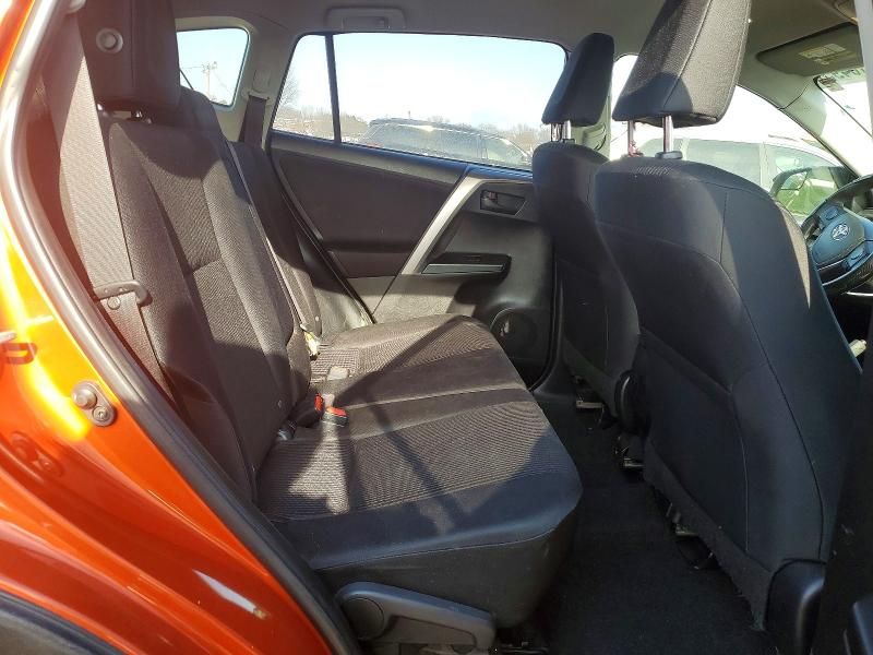 2016 Toyota Rav4 le