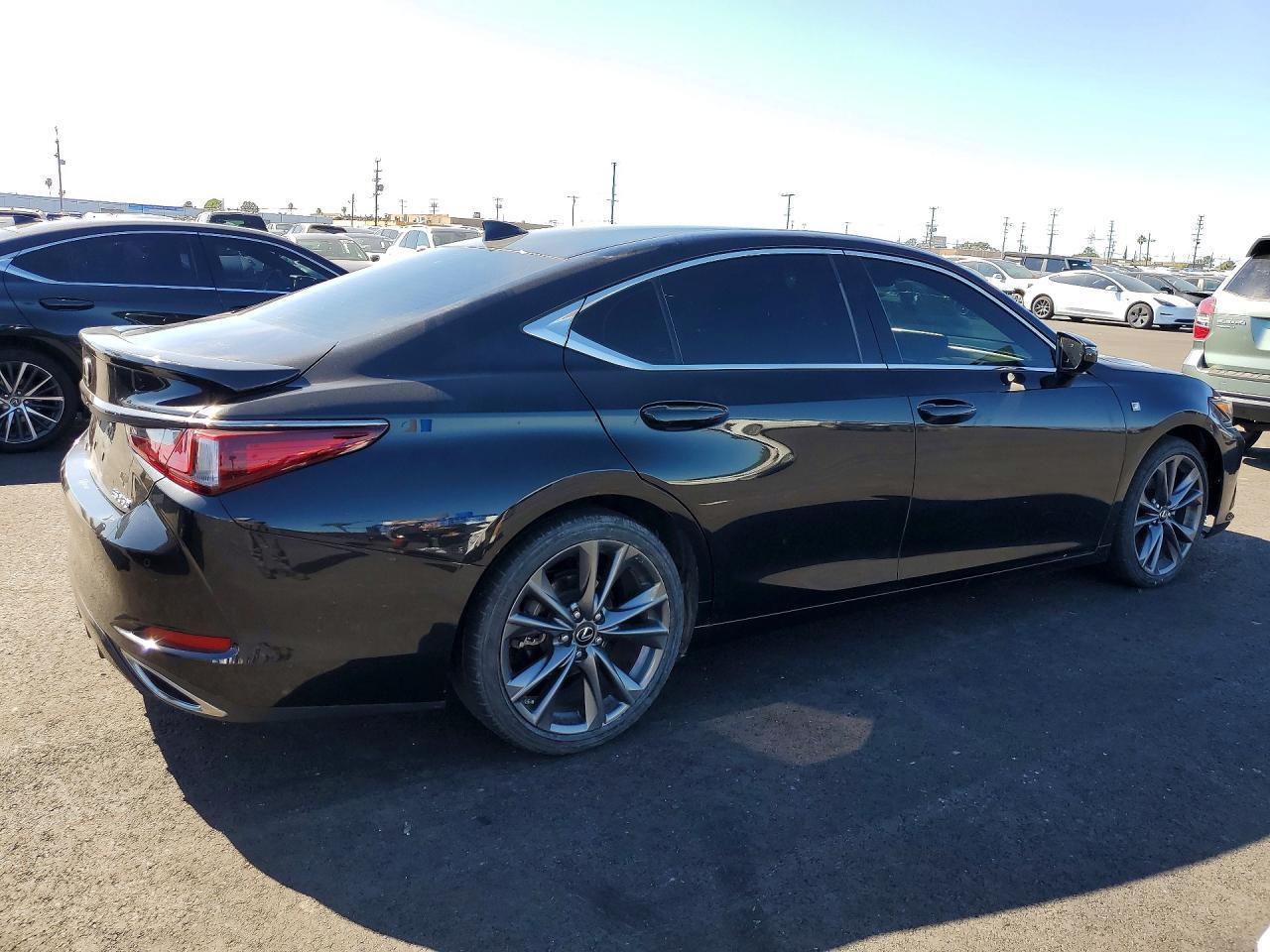 2019 Lexus ES