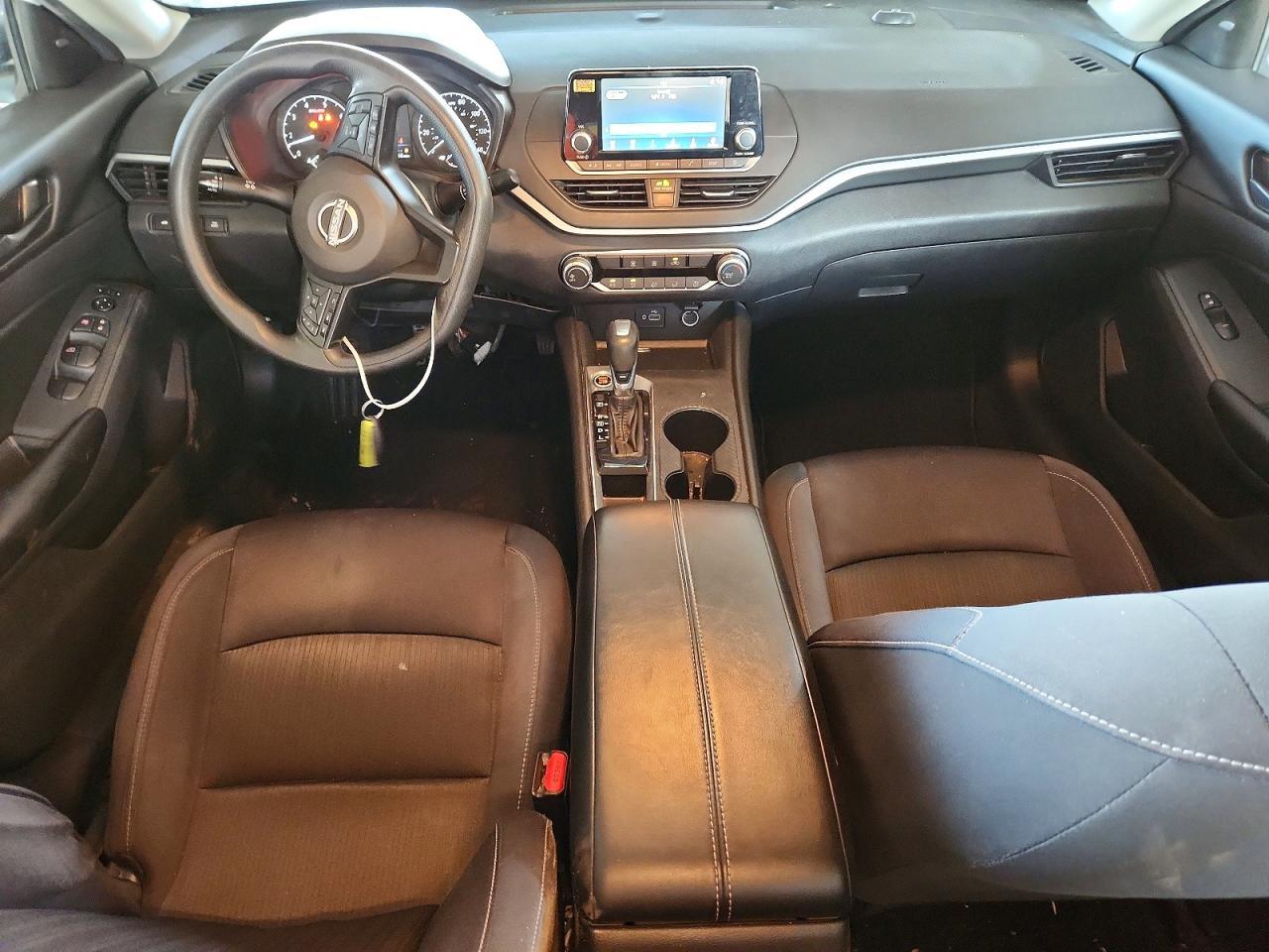 2024 Niss Altima 2.5 s