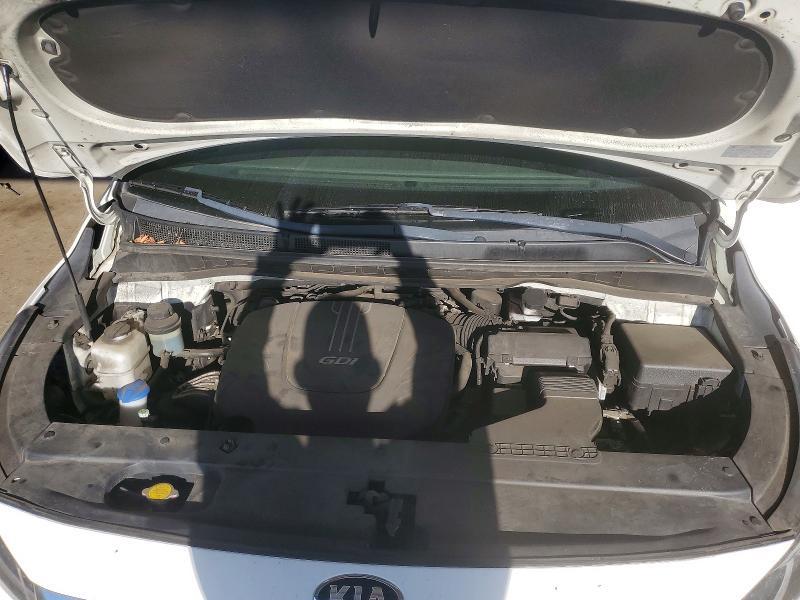 2017 KIA Sedona lx
