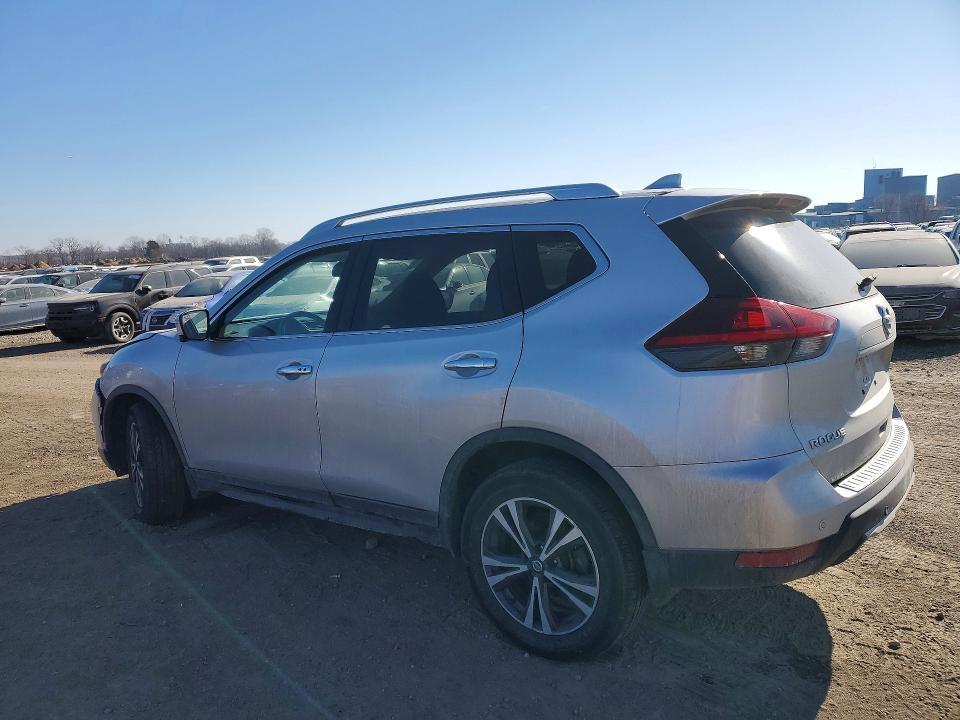2019 Nissan Rogue sv