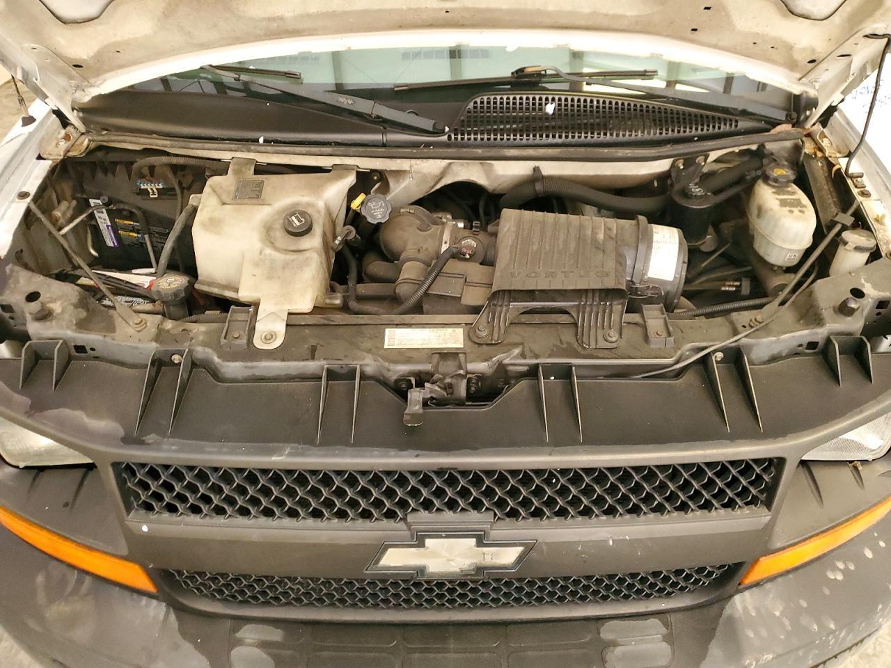 2005 Chev Express G2500