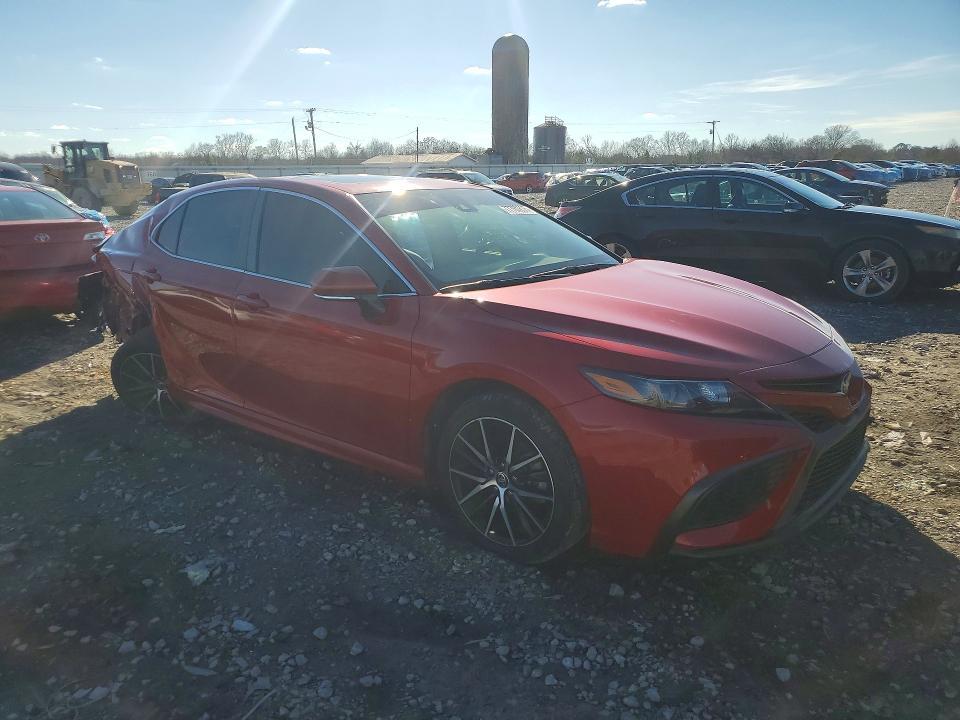2021 Toyota Camry se