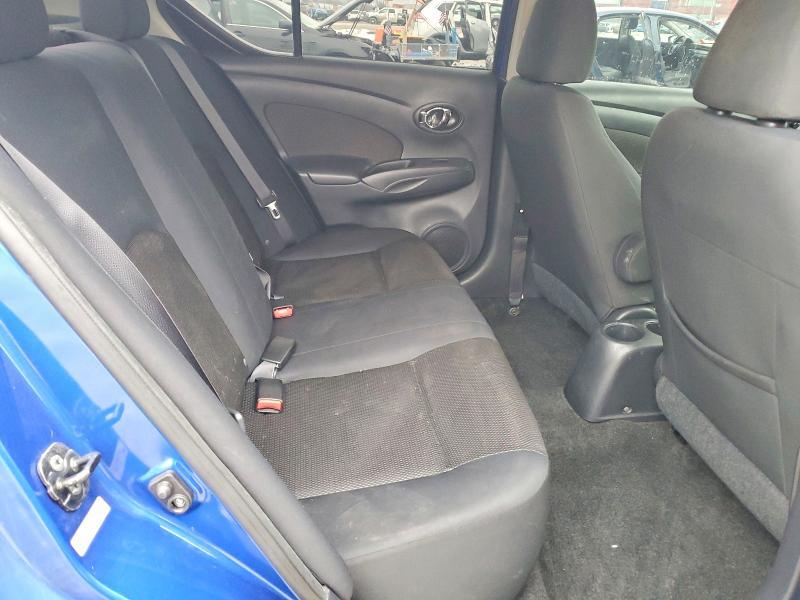 2013 Nissan Versa 1.6 s