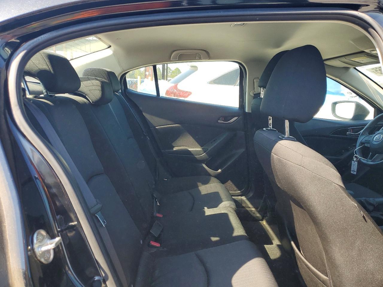 2016 Mazda 3 Sport