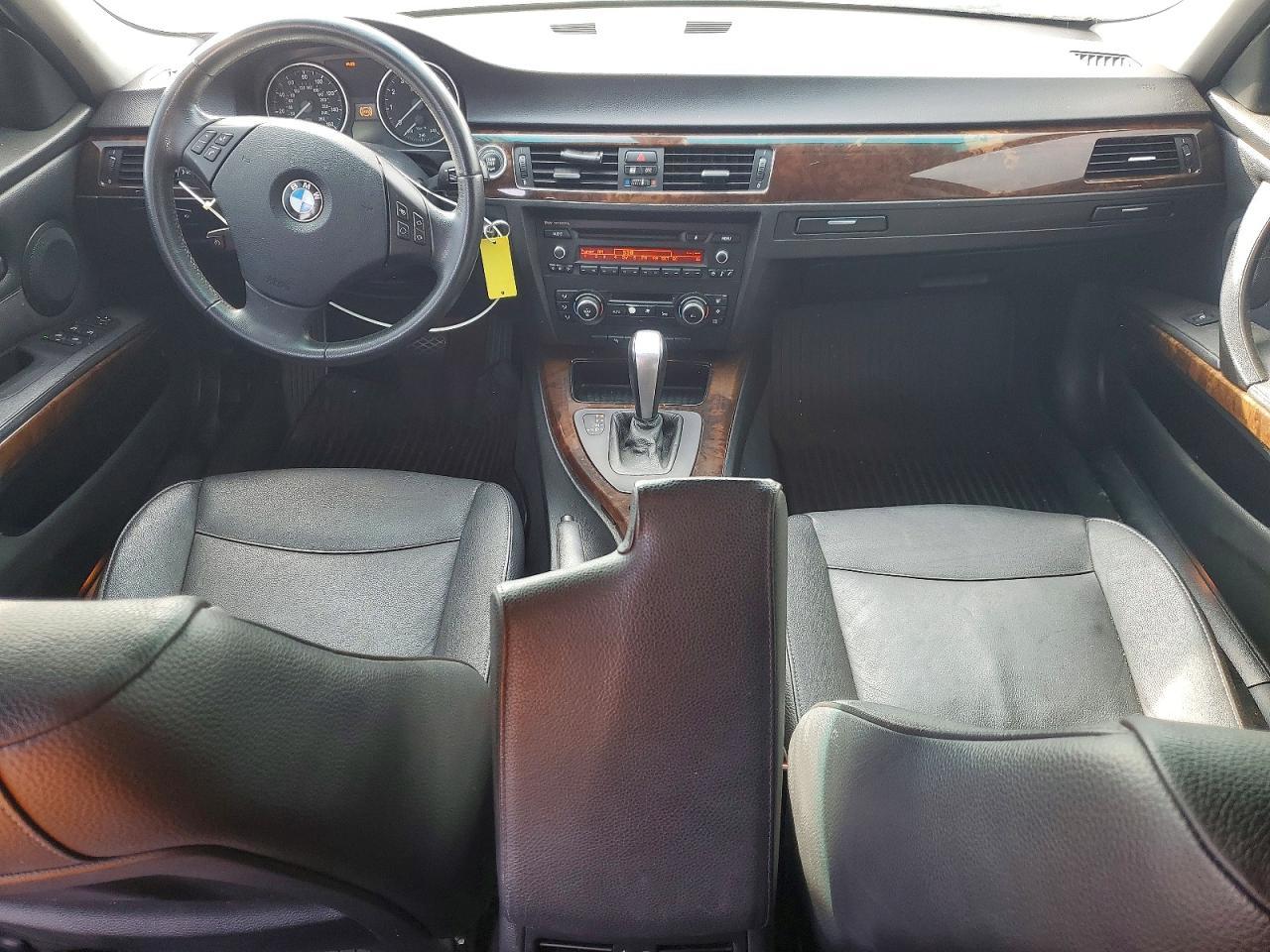 2011 BMW 335 i