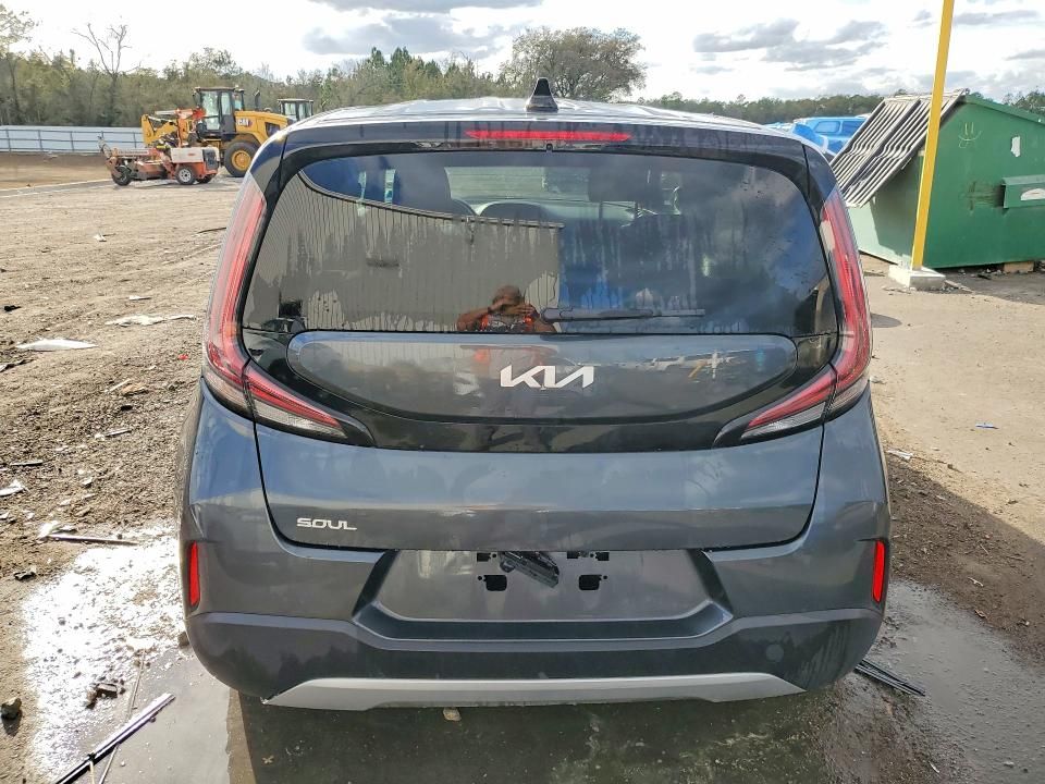 2024 KIA Soul lx