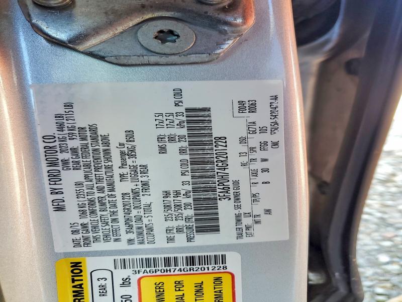 2016 Ford Fusion se