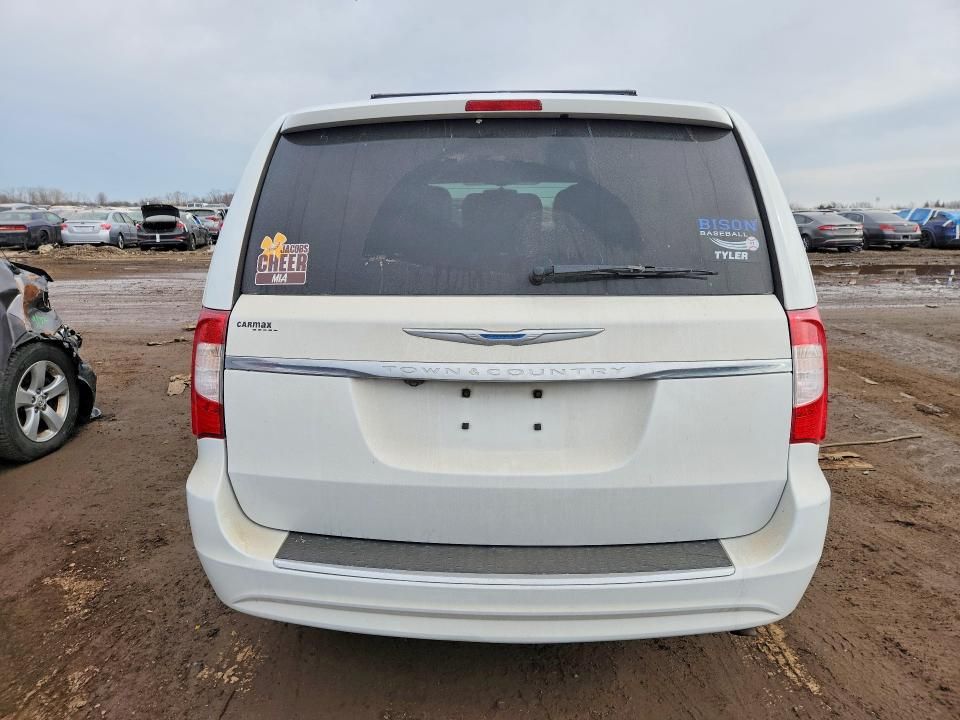 2016 Chrysler Town & Country Touring
