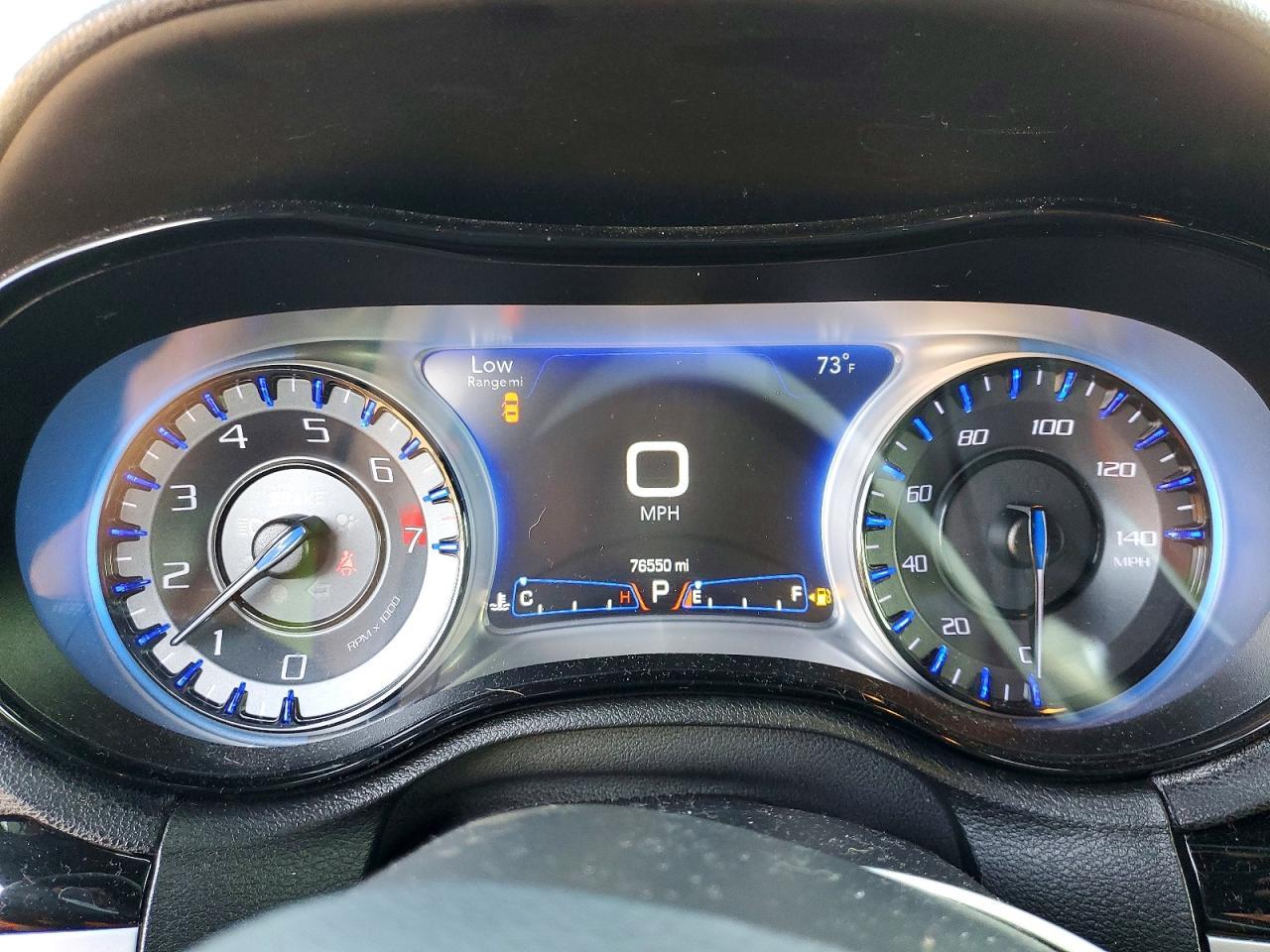 2018 Chrysler 300 s