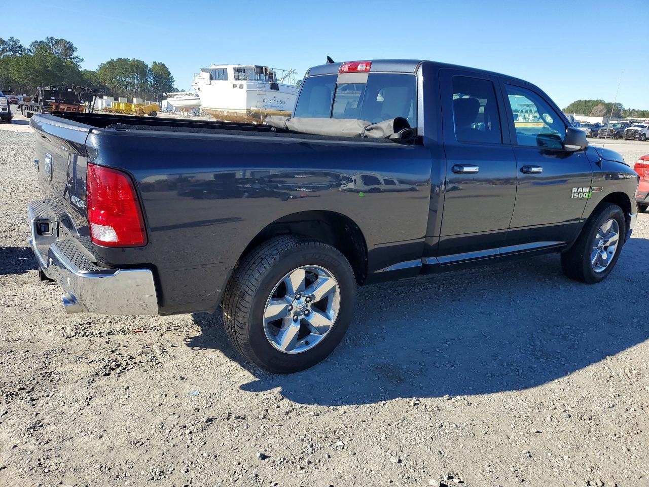 2015 Dodge RAM 1500 SLT